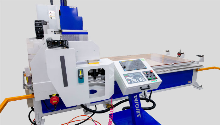 大型最新設備で他社対応不可部品も製作可能